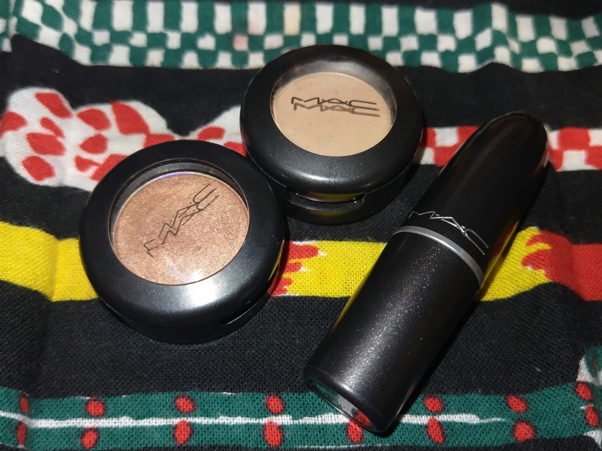 スモール アイシャドウ ウッドウィンクト/M・A・C/単色アイシャドウを使ったクチコミ（1枚目）