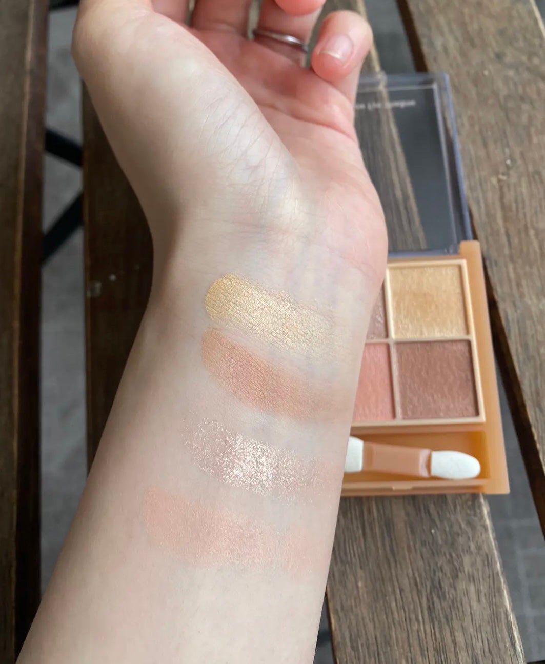 ベージュトーンアイシャドウ/CEZANNE/アイシャドウパレットを使ったクチコミ(3枚目)