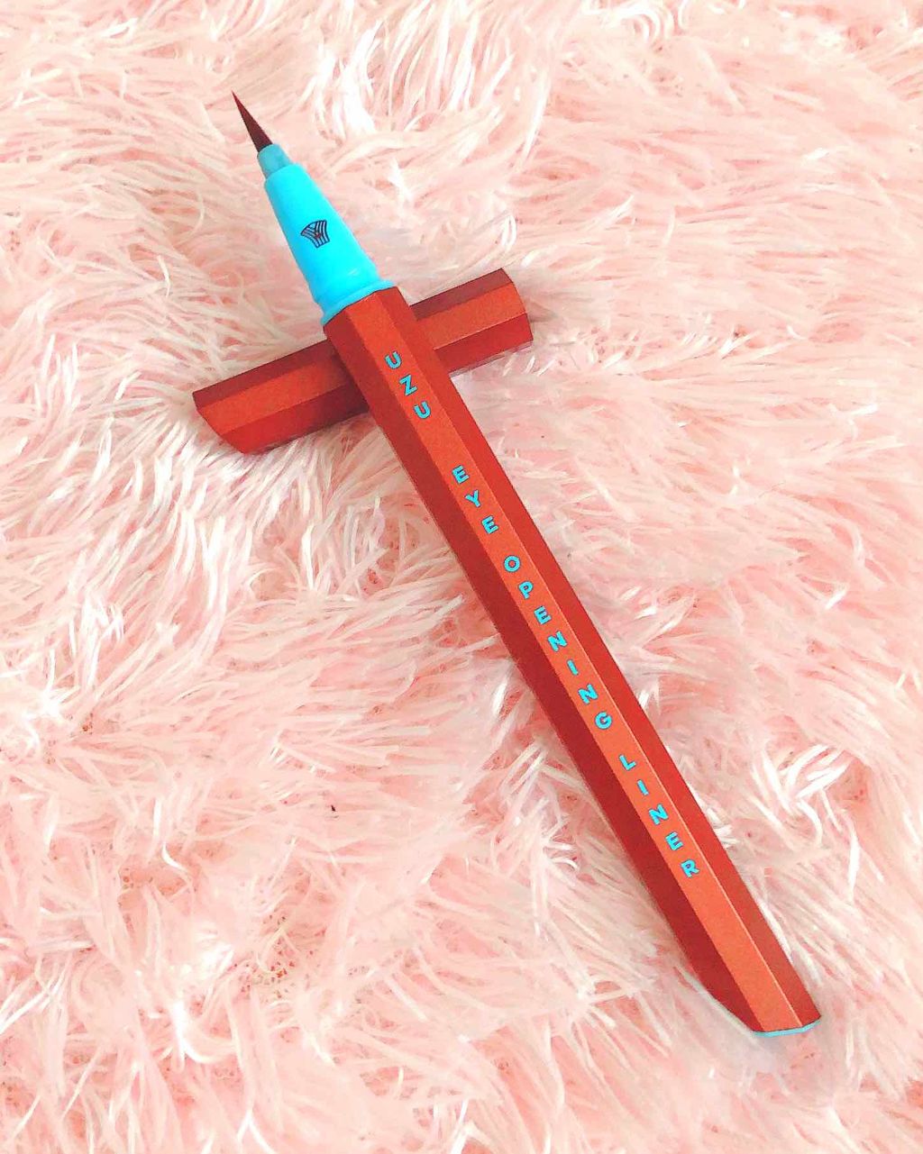 EYE OPENING LINER/UZU BY FLOWFUSHI/リキッドアイライナーを使ったクチコミ(2枚目)