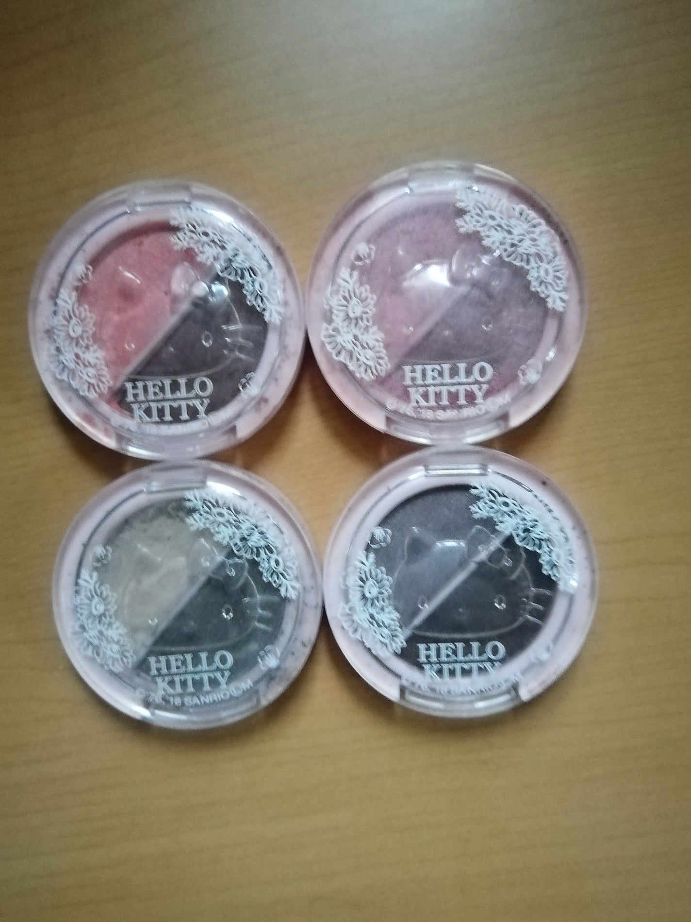 玻瑠璃 詩彩音 on LIPS 「限定ものだったのですがこれでのアイメイクは二色なので簡単にでき..」(1枚目)