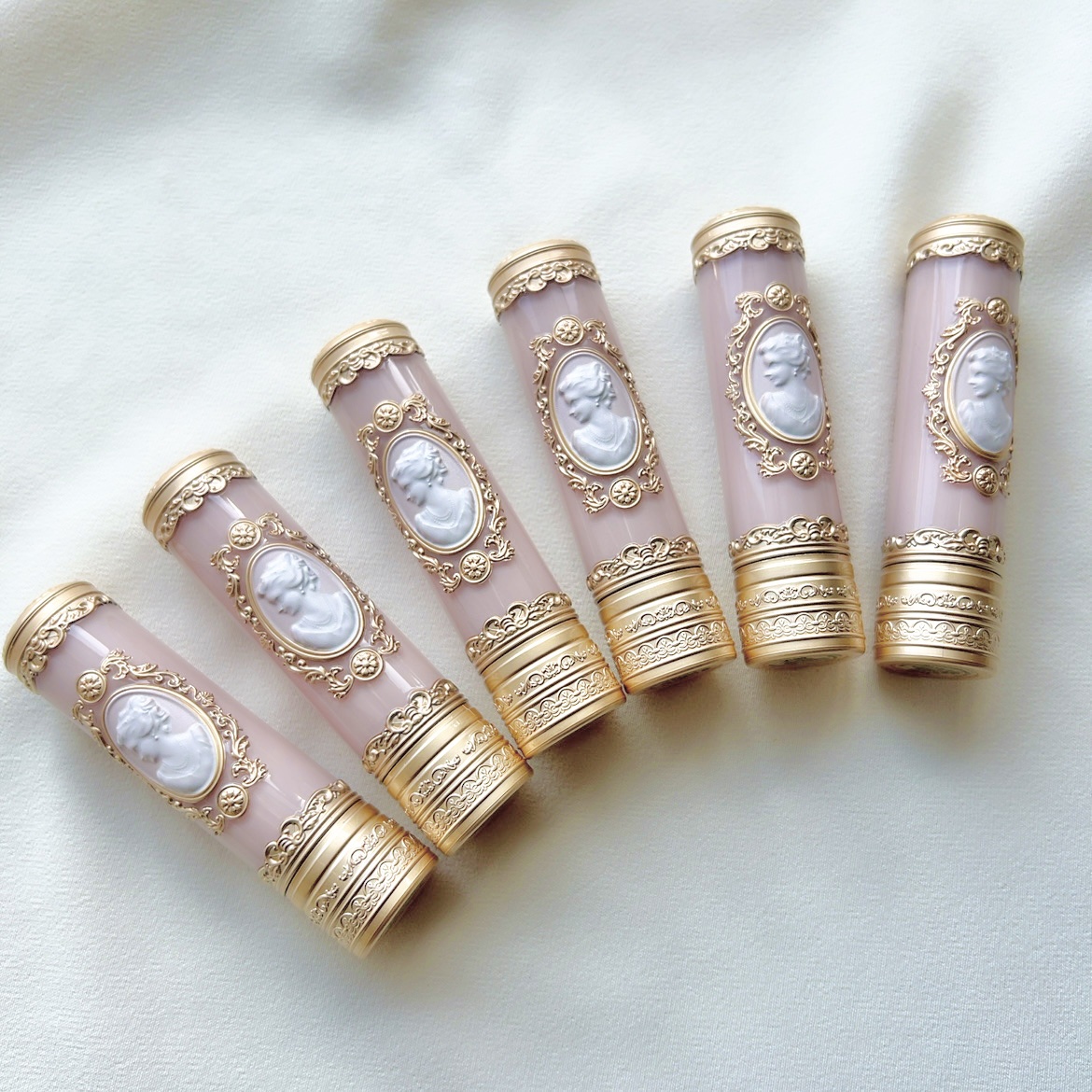 アントワネットメルティングルージュ/MilleFée/口紅を使ったクチコミ（2枚目）