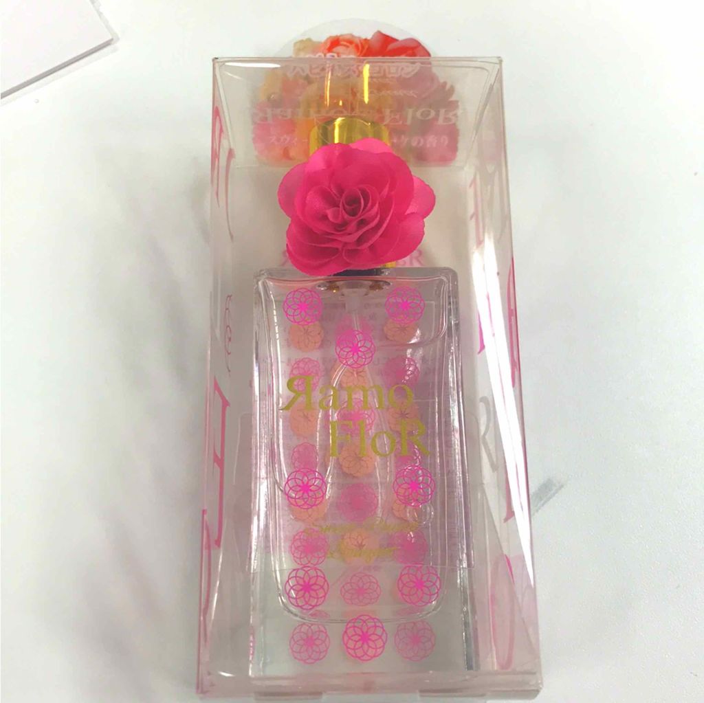 ラモ　フロール  オーデコロン　スウィートラウンドブーケの香り/ラブアンドピースパルファム/香水(レディース)を使ったクチコミ（1枚目）