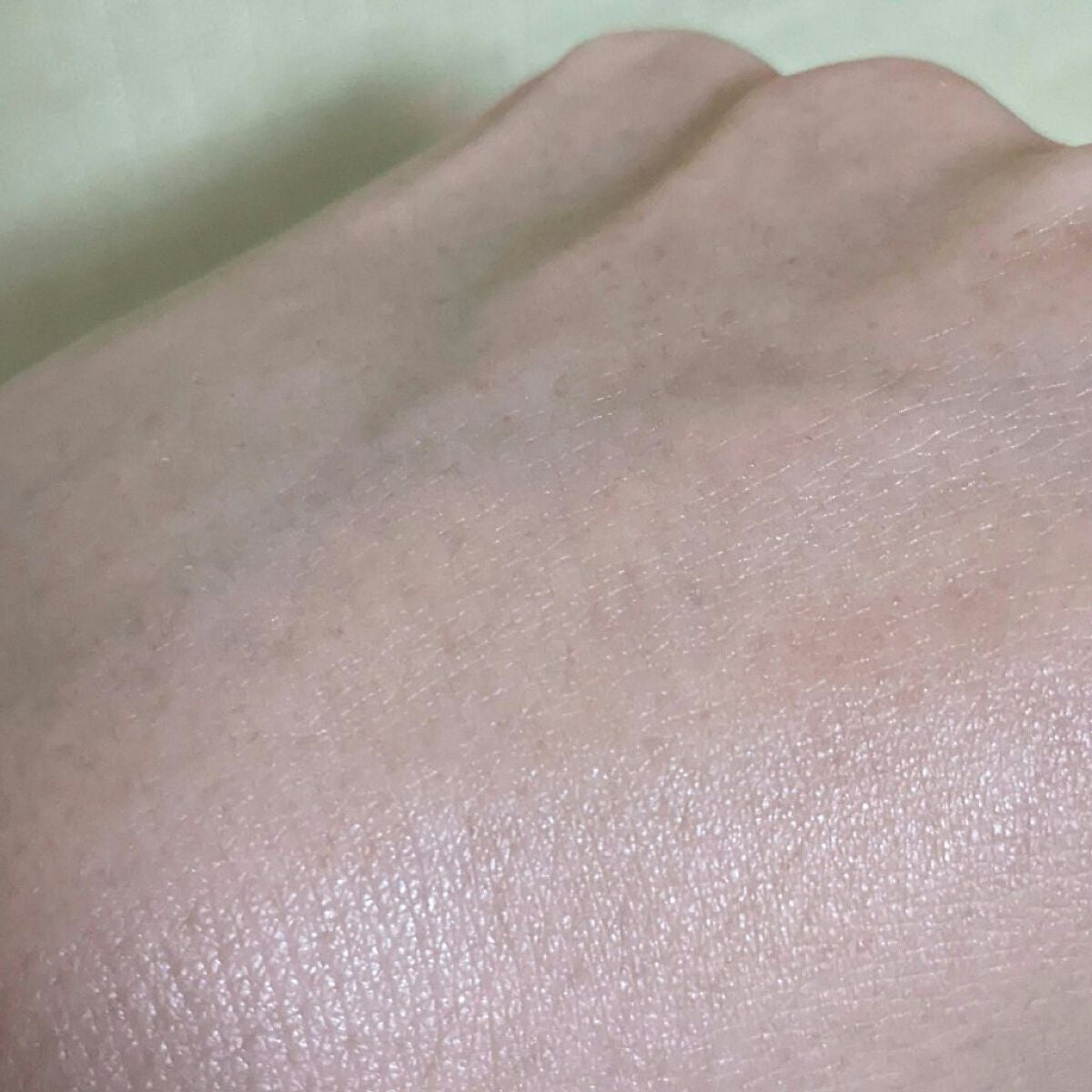 エムプラスメロウオイル/クロバーコーポレーション/ヘアオイルを使ったクチコミ(4枚目)