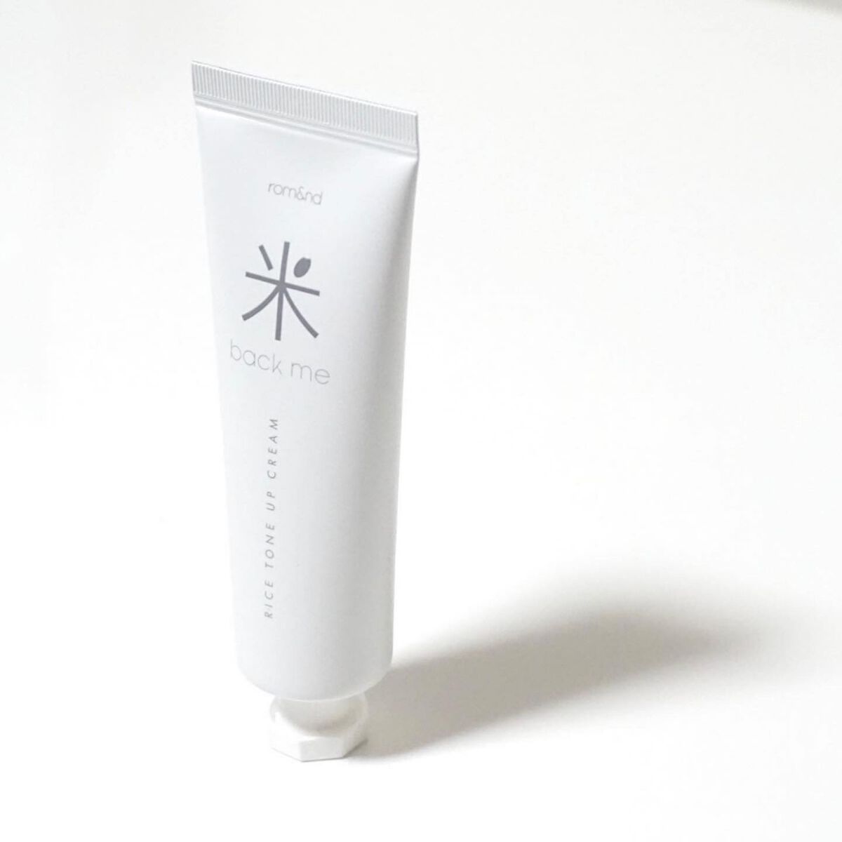 バックミーノーセバムパウダー/rom&nd/ルースパウダーを使ったクチコミ（2枚目）