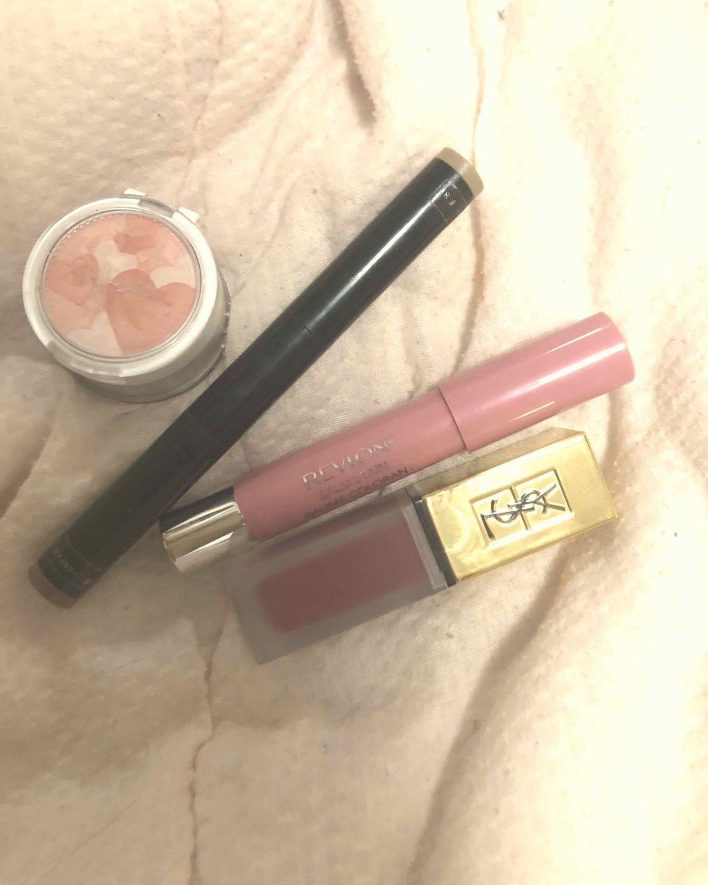 ハートチークカラー/ettusais/パウダーチークを使ったクチコミ(1枚目)