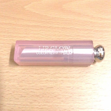 ●Dior addict LIP GLOW 001 PINK

¥4000ぐらい


このリップ、本当に荒れません！！！



私はめちゃくちゃ荒れやすい唇で

乾燥しやすい（通称:唇砂漠）のですが、
