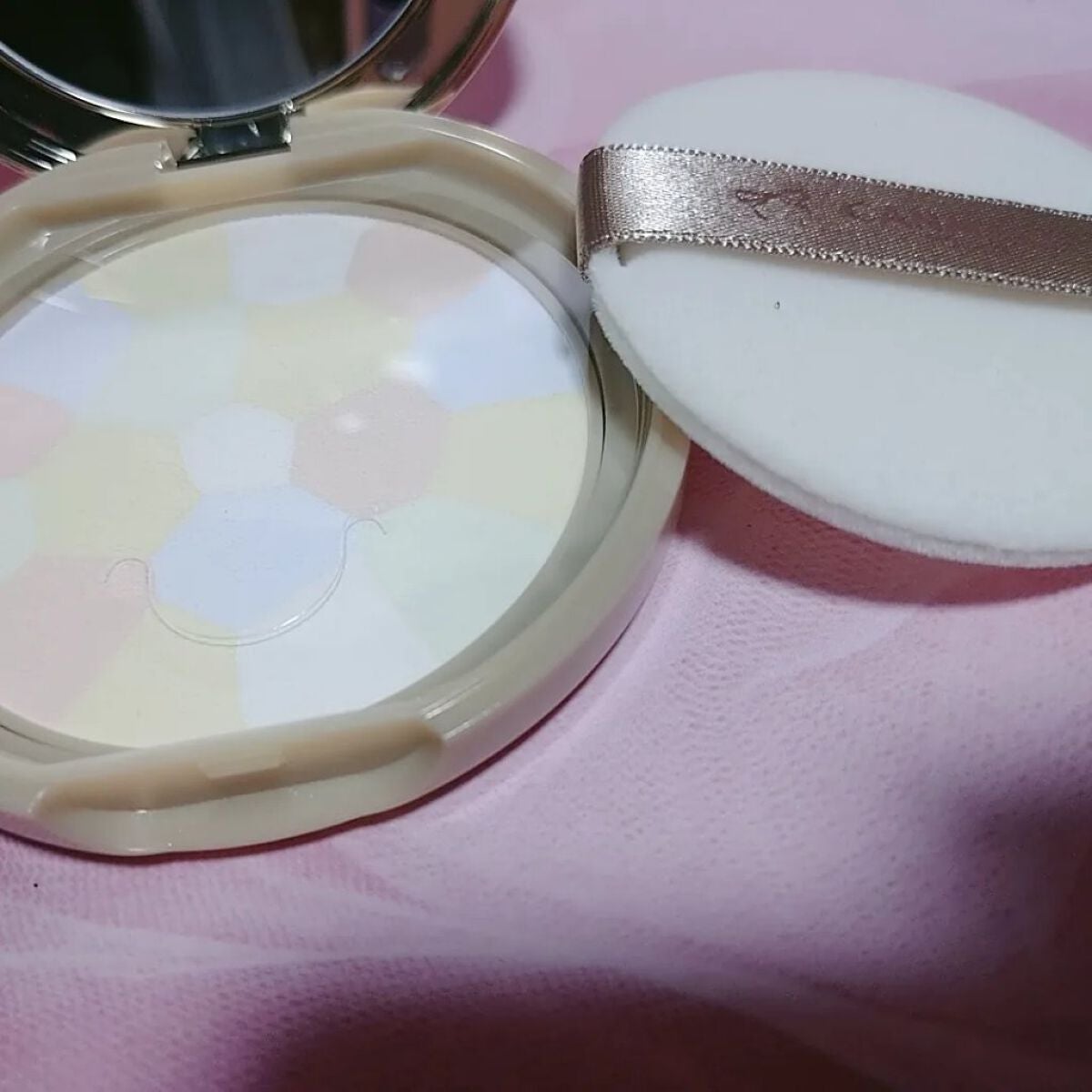 マシュマロフィニッシュパウダー ~Abloom~/キャンメイク/プレストパウダーを使ったクチコミ(2枚目)