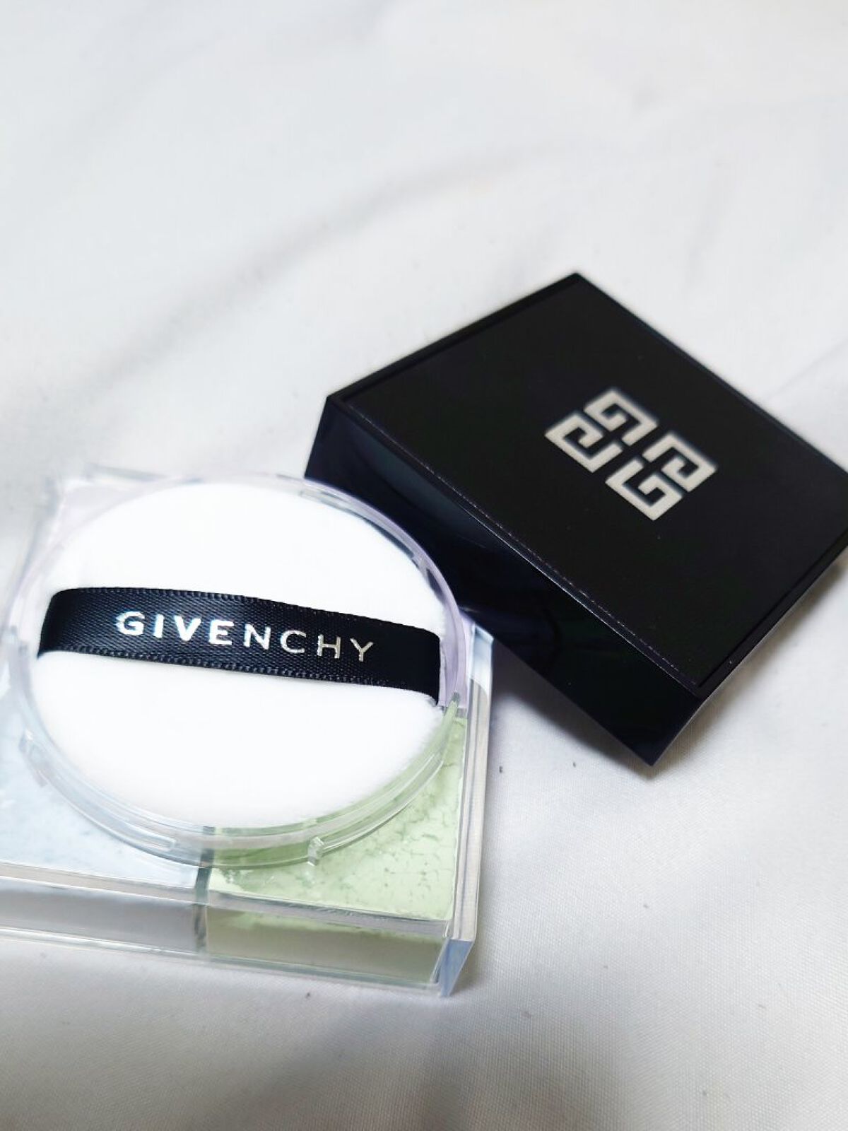 プリズム・リーブル/GIVENCHY/ルースパウダーを使ったクチコミ（3枚目）
