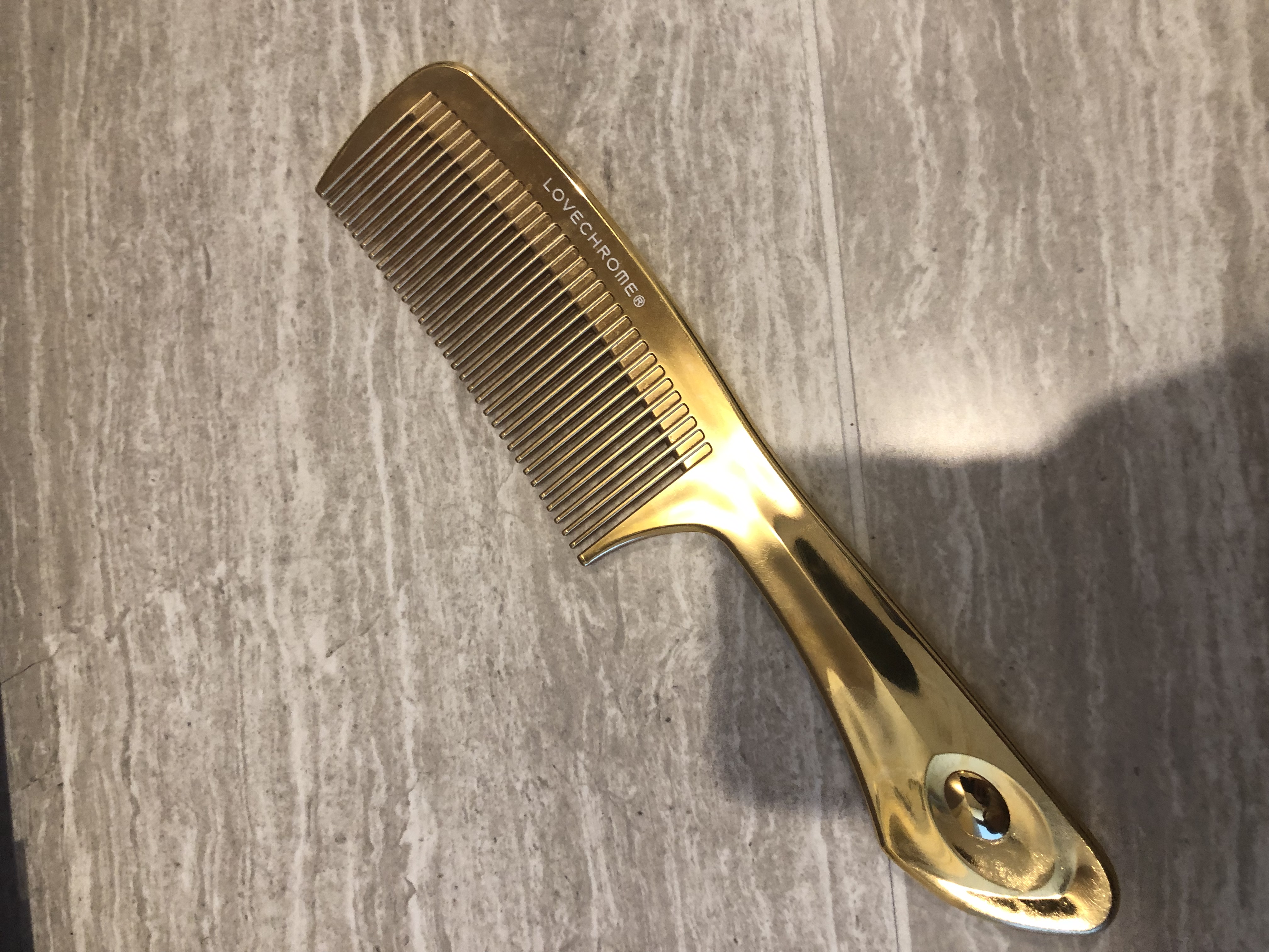 (R)K24GPツキ ゴールド/LOVECHROME/ヘアコームを使ったクチコミ（1枚目）
