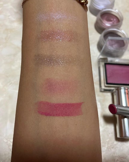 ロックドキス リップスティック コノサー (ブルー ミッドトーン ロージー ピンク)/M・A・C/口紅の画像