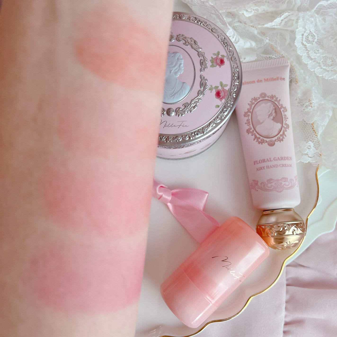 ジューシーヴェールジェリーティント/MilleFée/リップティントを使ったクチコミ(5枚目)