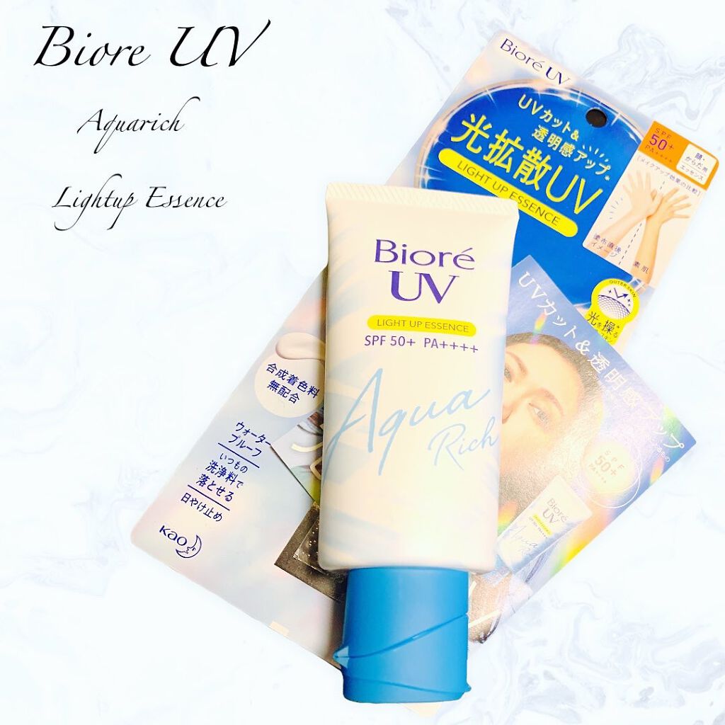 ✨ビオレ アクアリッチライトアップエッセンス✨

SPF50+・PA++++💕
肌表面にキメより微細な凹凸塗膜をつくり、可視光を多方面に拡散させる可視光コントロール技術によりふんわり輝くお肌に💕

テクスチャーは少量なのに、伸ばしやす