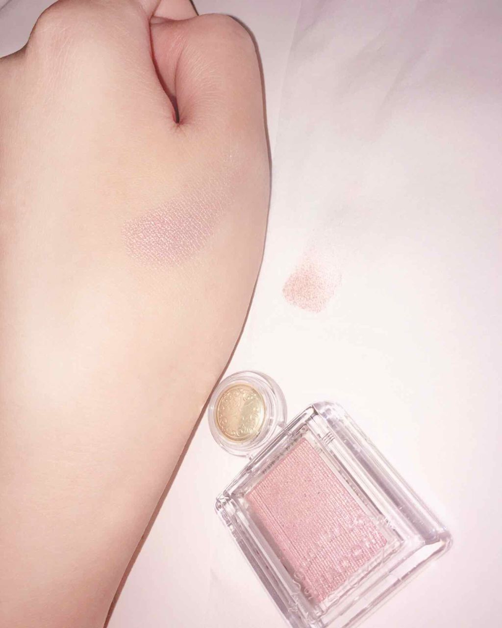 シャドーカスタマイズ/MAJOLICA MAJORCA/単色アイシャドウを使ったクチコミ（2枚目）