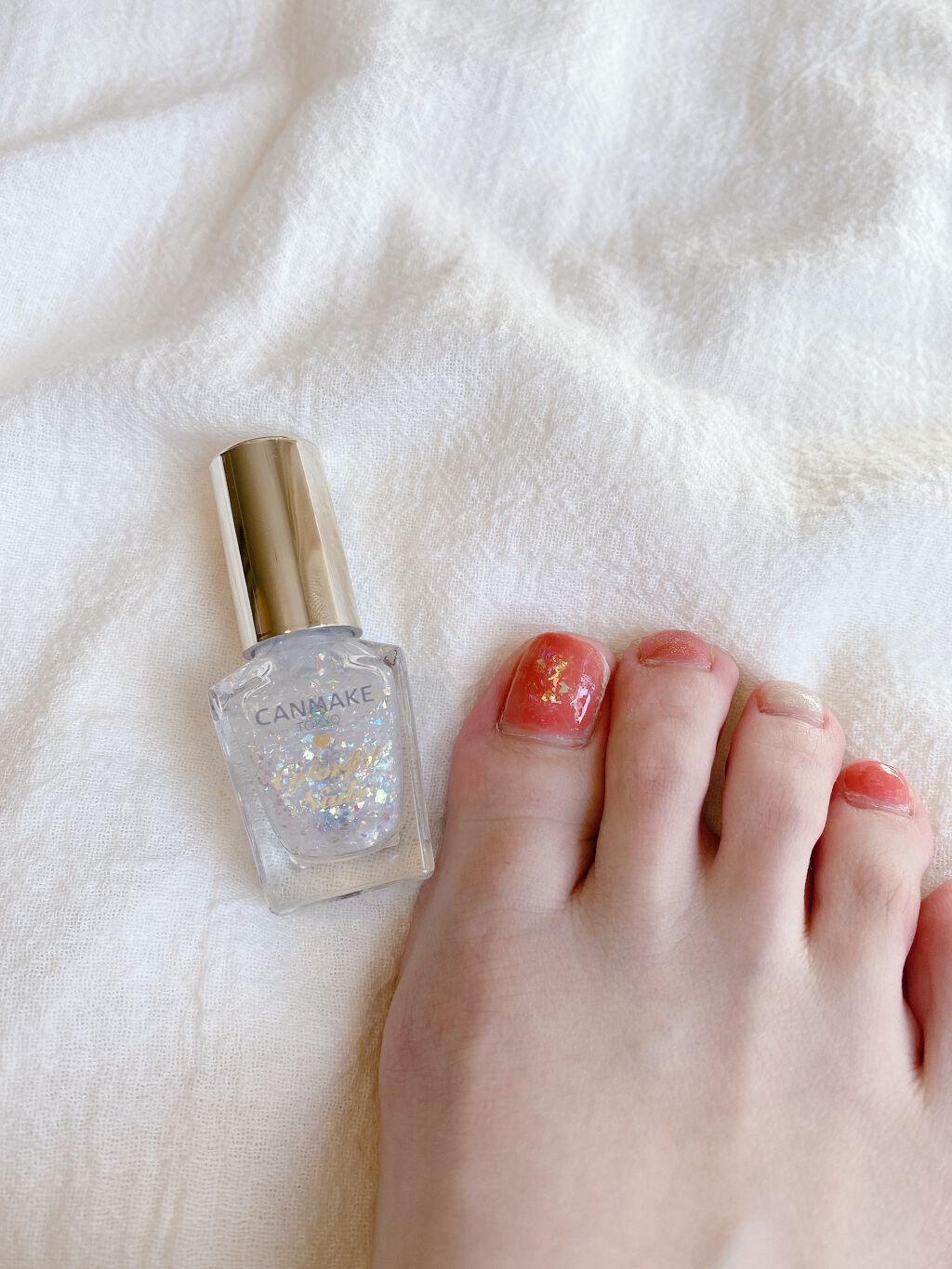 カラフルネイルズ N24 トゥインクルドロップ/キャンメイク/マニキュアを使ったクチコミ（3枚目）