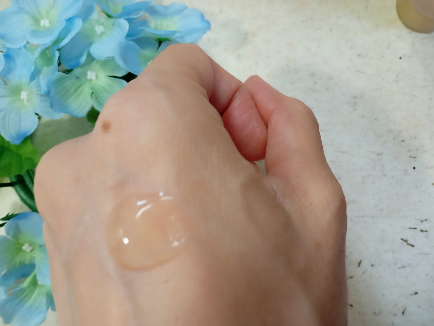 ハニーラボ 発酵蜜エッセンス/アピセラピーコスメティクス/美容液を使ったクチコミ(2枚目)