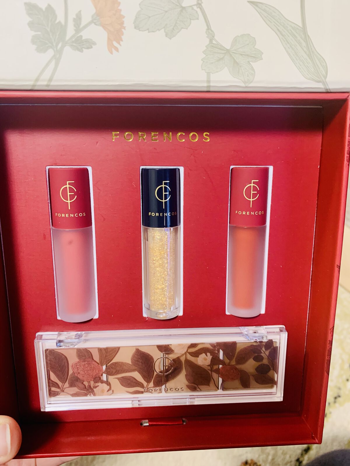 ヴィンテージフラワーガーデンセット/フォレンコス/メイクアップキットを使ったクチコミ（3枚目）