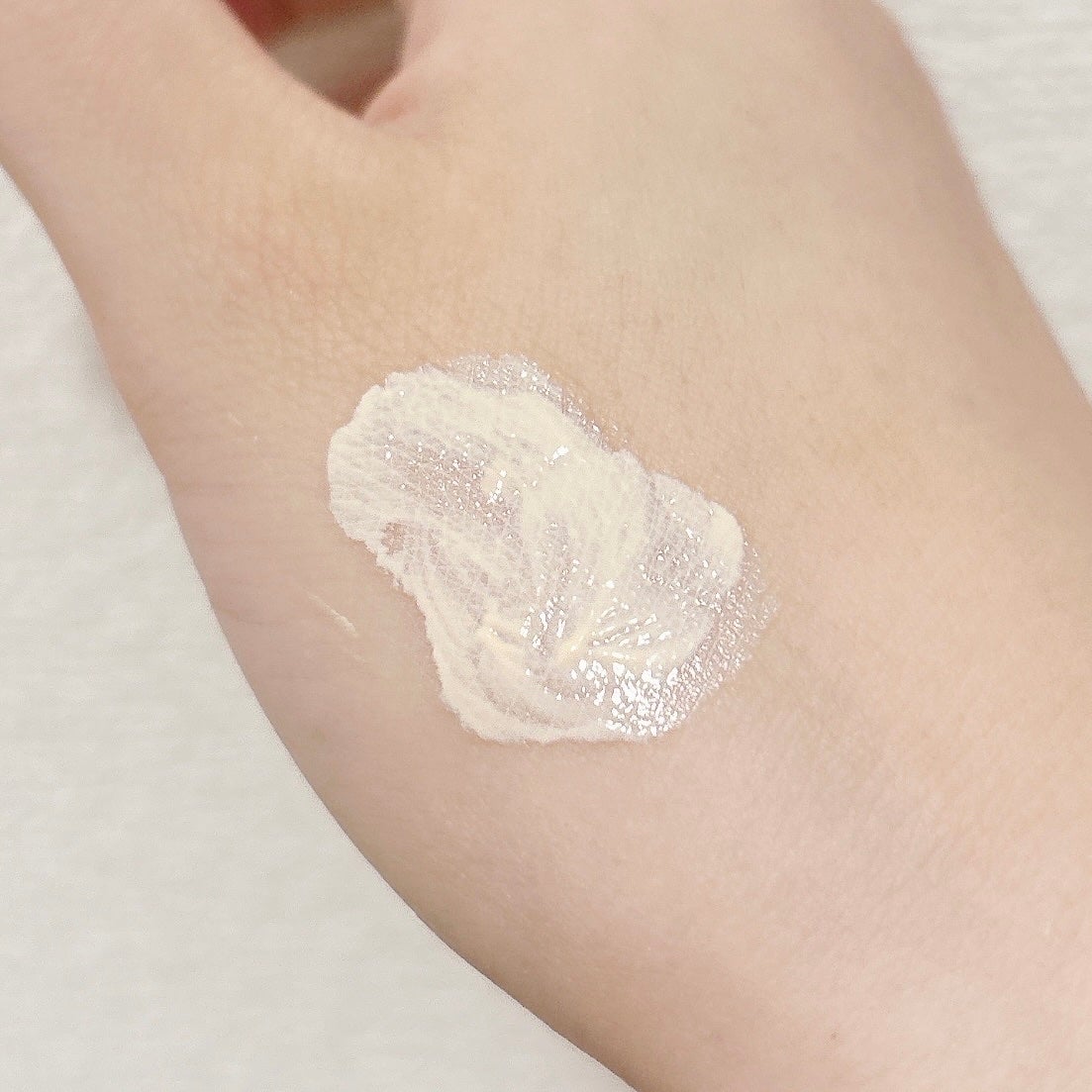 マットシフォン UVホワイトニングベースN/KiSS/化粧下地を使ったクチコミ(4枚目)