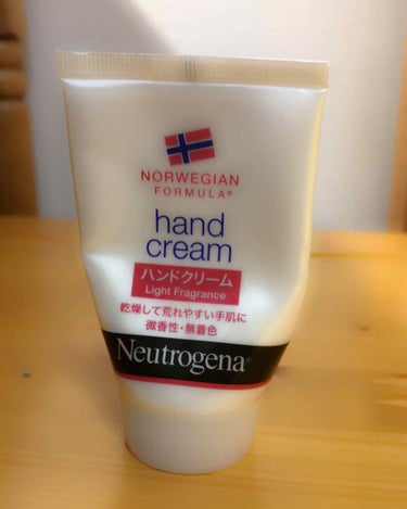 Neutrogena ノルウェーフォーミュラ ハンドクリーム（無香料）のクチコミ「これは今はもう廃盤になっちゃったやつだけどニュートロジーナのハンドクリーム！

個人的に私はこ.....」（1枚目）