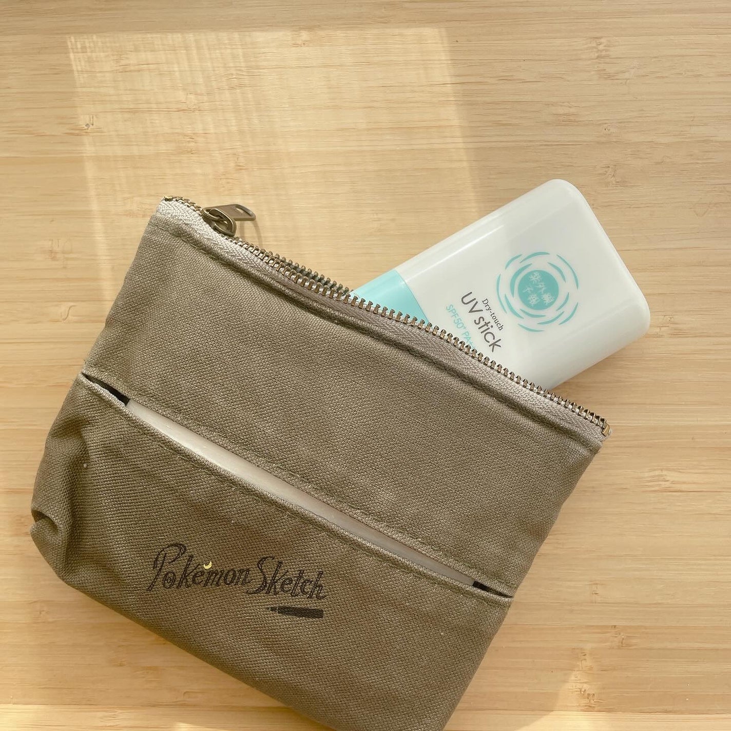 紫外線予報 さらさらUVスティックF/紫外線予報/日焼け止めスティックを使ったクチコミ(8枚目)