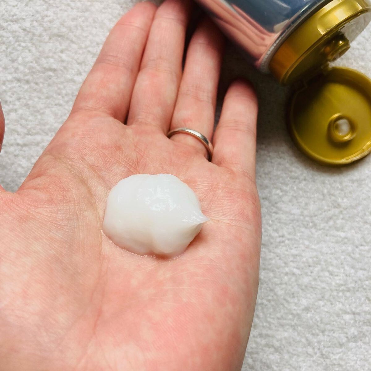 髪ã®ãã¡çŸå®¹ããªã¢ããªãŒãã¡ã³ã/ãšãã»ã³ã·ã£ã«/æŽãæµããã¢ããªãŒãã¡ã³ãã䜿ã£ãã¯ãã³ãïŒ4æç®ïŒ