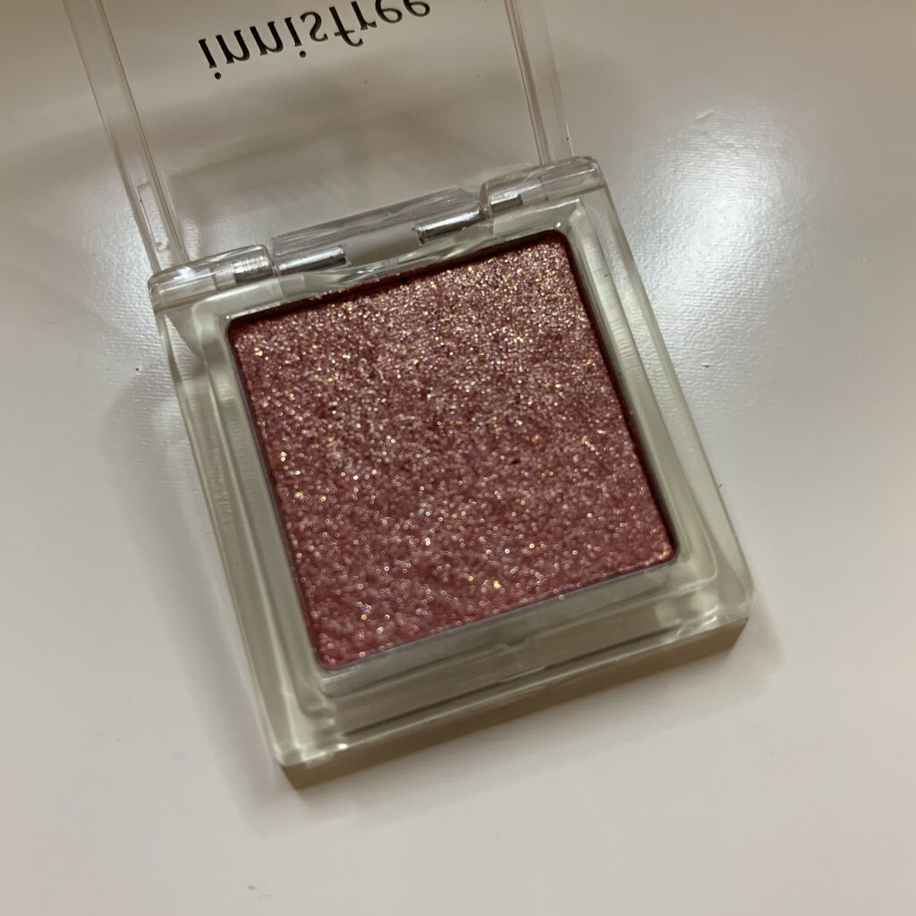 マイグロウ スパークル/innisfree/単色アイシャドウを使ったクチコミ（3枚目）