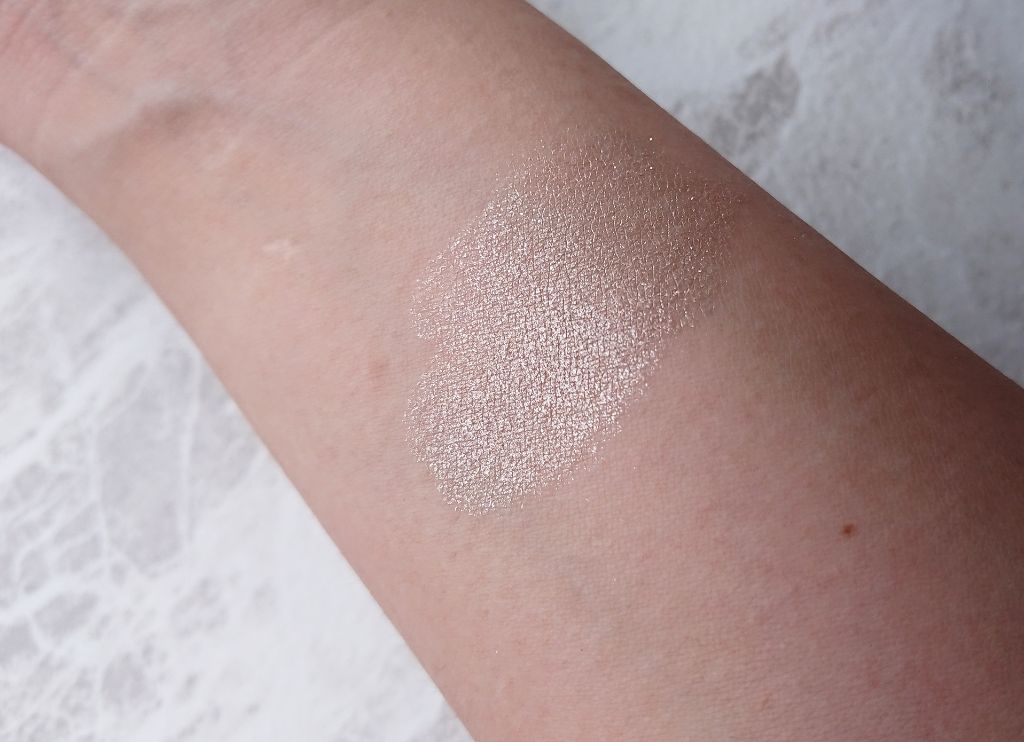 アイカラー アイカラー・シルバー/無印良品/単色アイシャドウを使ったクチコミ（3枚目）