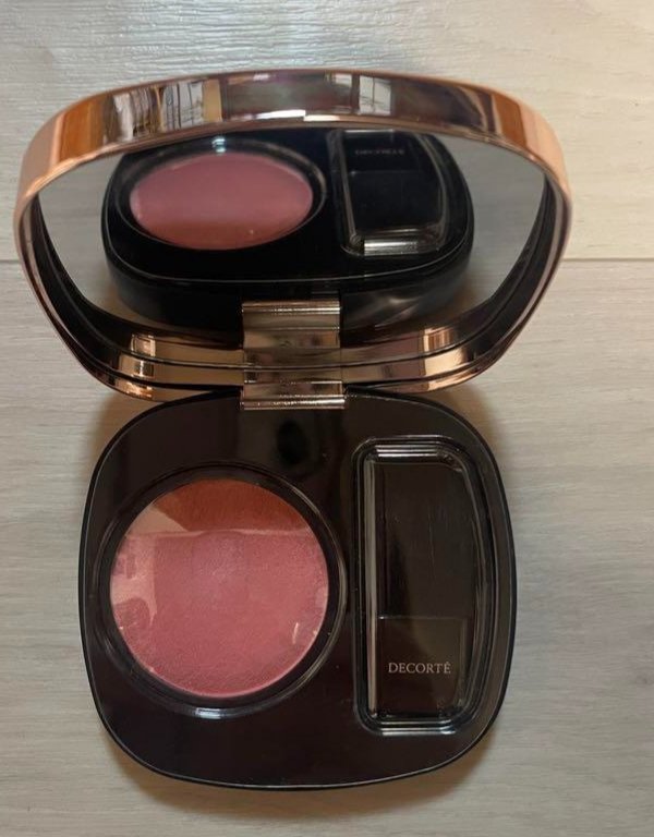 パウダー ブラッシュ/DECORTÉ/パウダーチークを使ったクチコミ（1枚目）