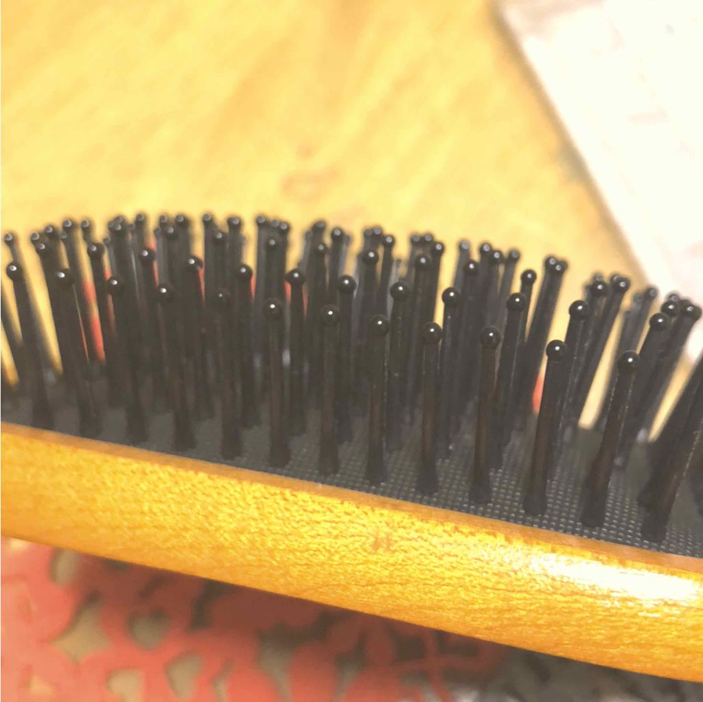 ふかふかクッションのミニパドルブラシ/マペペ/ヘアブラシを使ったクチコミ(2枚目)