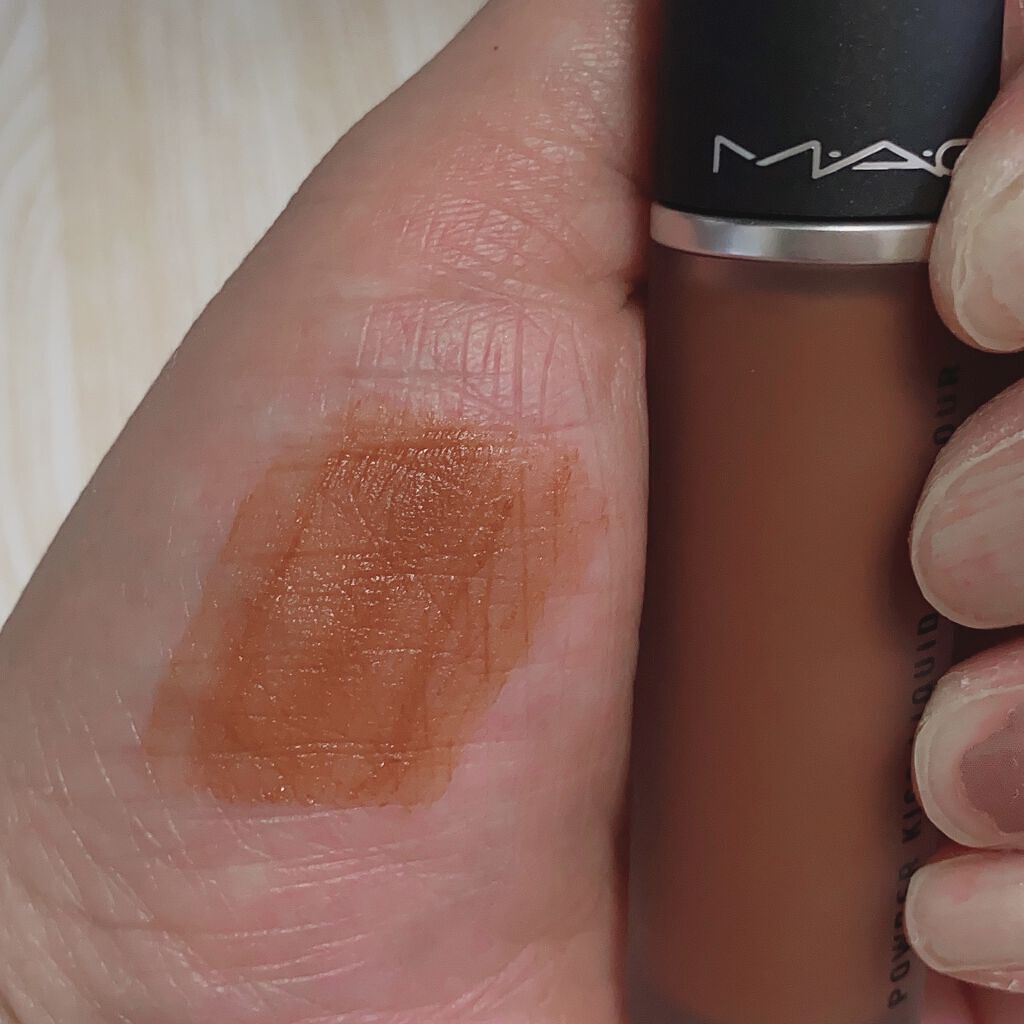 パウダー キス リキッド リップカラー インパルシブ/M・A・C/口紅を使ったクチコミ（3枚目）