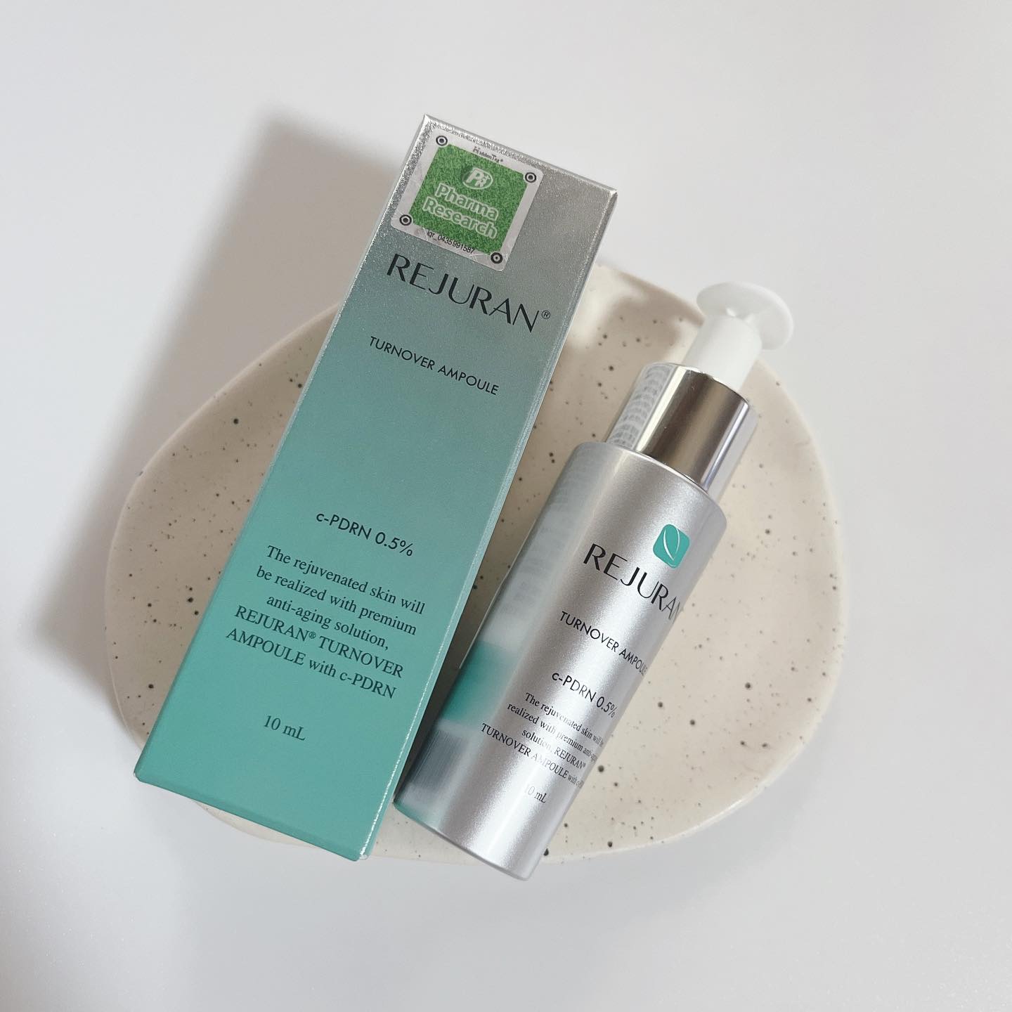 REJURAN ターンオーバーアンプル 30ml/REJURAN COSMETICS/美容液を使ったクチコミ（1枚目）