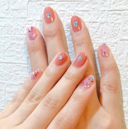 カラフルネイルズ/キャンメイク/マニキュアを使ったクチコミ(4枚目)