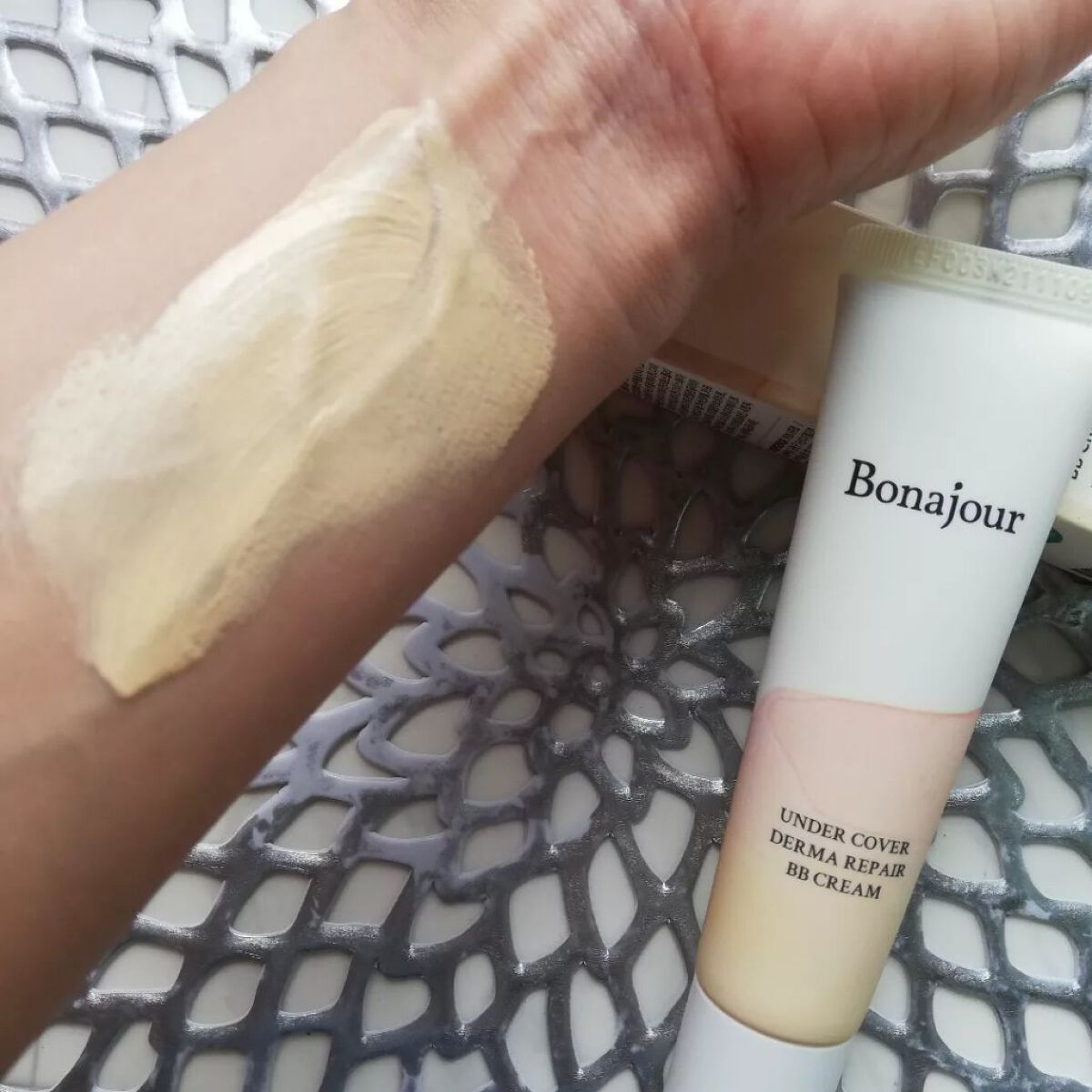 アンダーカバーダーマリペアBBクリーム/Bonajour/BBクリームを使ったクチコミ（2枚目）