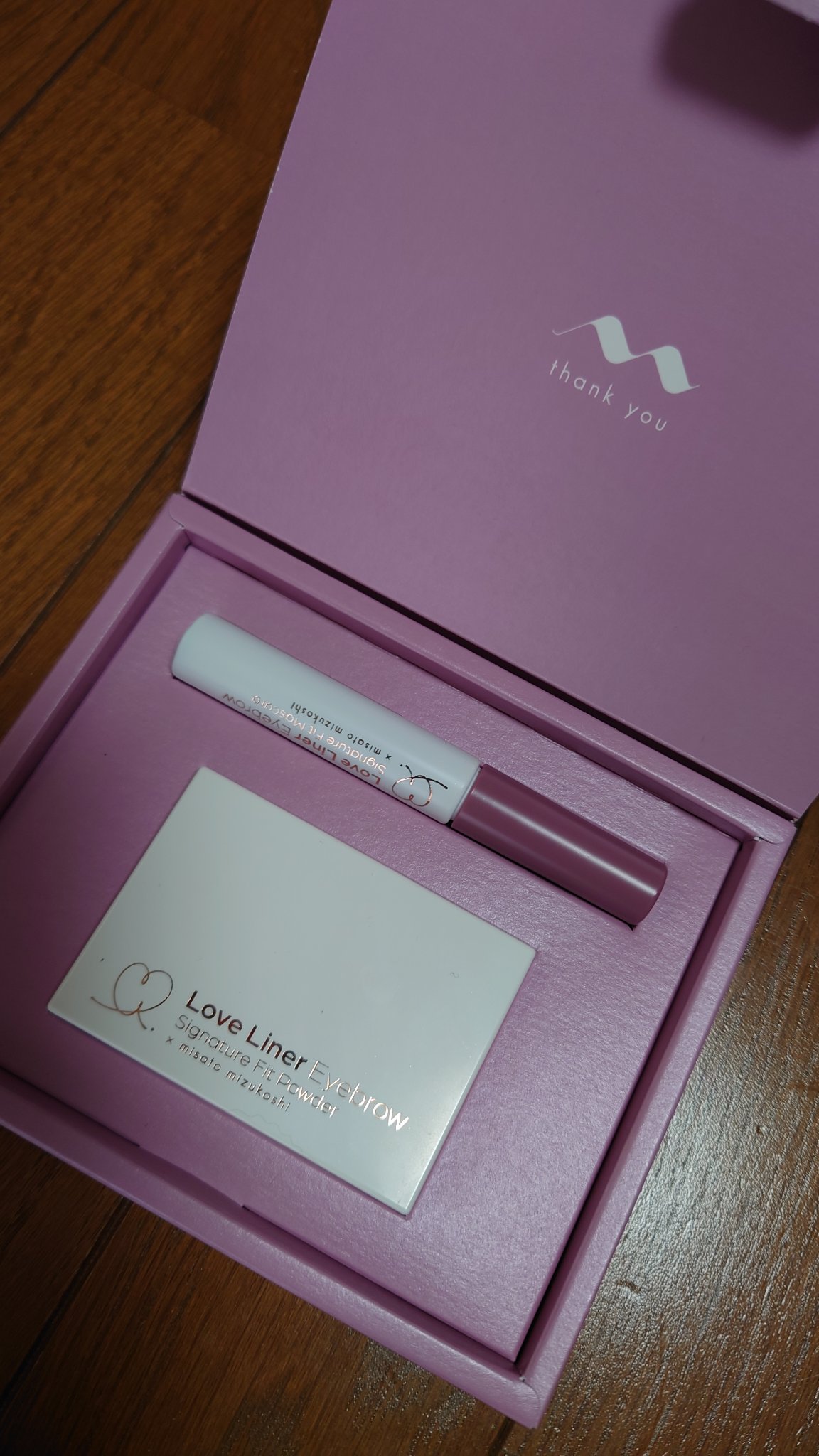 シグネチャーフィットアイブロウ　水越みさと監修セット ウォームバーガンディ(眉マスカラ） X ルビーショコラ(眉パウダー)/ラブ・ライナー/メイクアップキットを使ったクチコミ（2枚目）