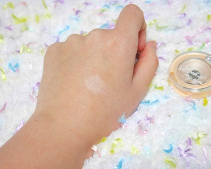 ルックアット マイアイズ アイベース/ETUDE/アイシャドウベースを使ったクチコミ(2枚目)