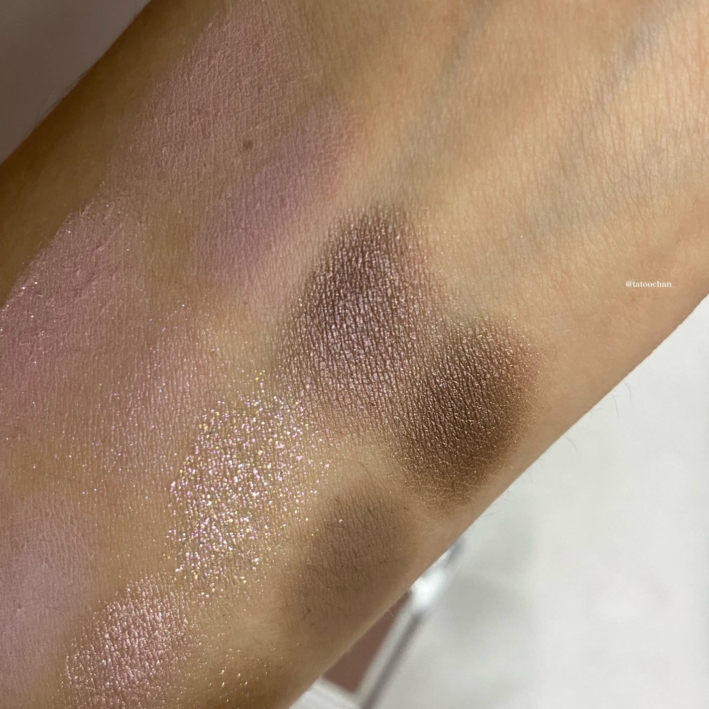 ソフトブラーリングアイパレット/wakemake/アイシャドウパレットを使ったクチコミ(4枚目)