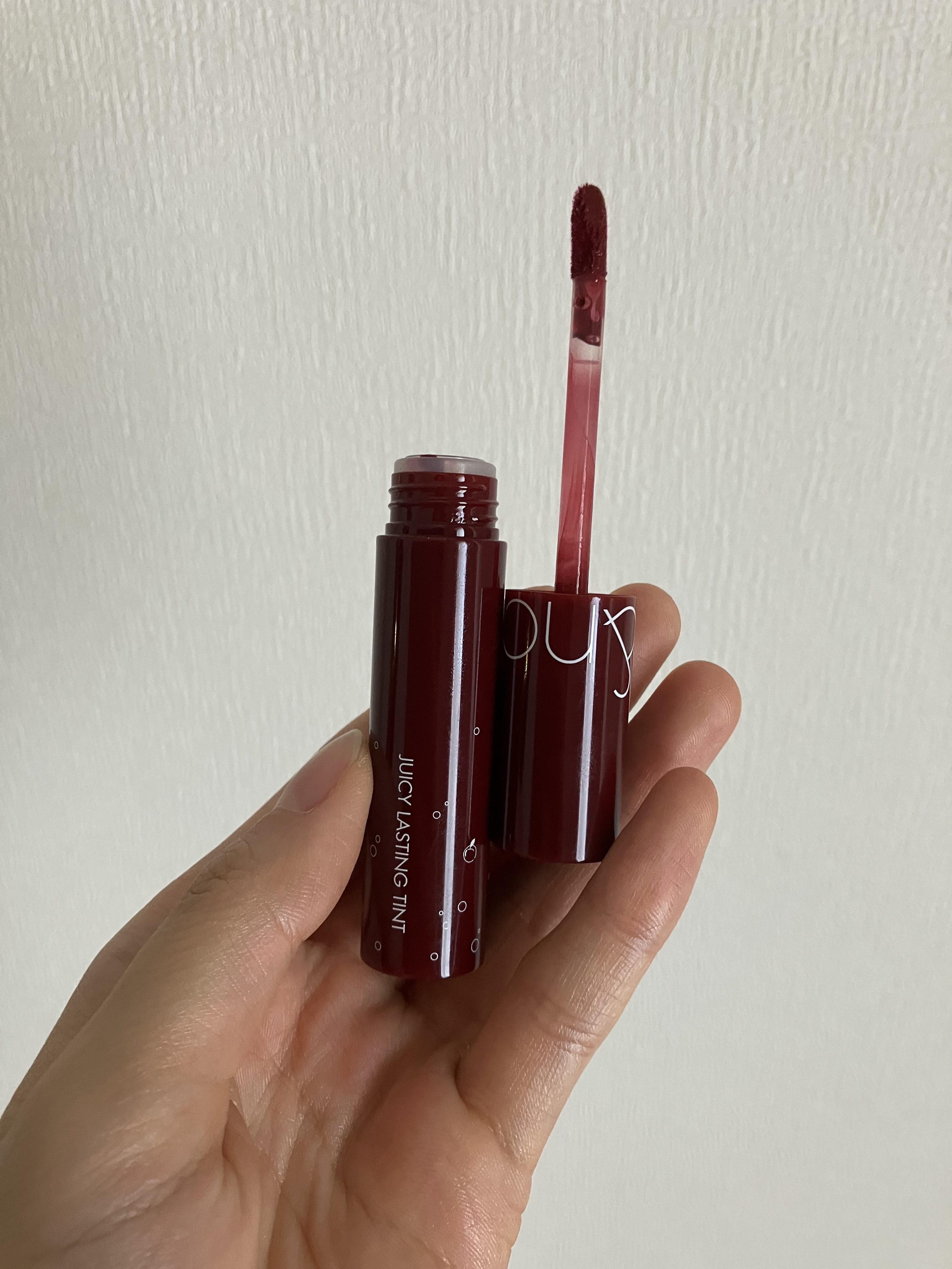 ジューシーラスティングティント/rom&nd/リップティントを使ったクチコミ（3枚目）