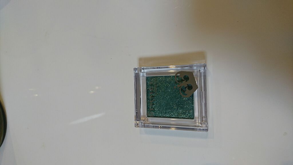 プリズム パウダーアイカラー/リンメル ロンドン/単色アイシャドウを使ったクチコミ（2枚目）
