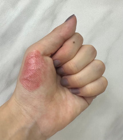 ラスティンググロスリップ/CEZANNE/口紅を使ったクチコミ(2枚目)