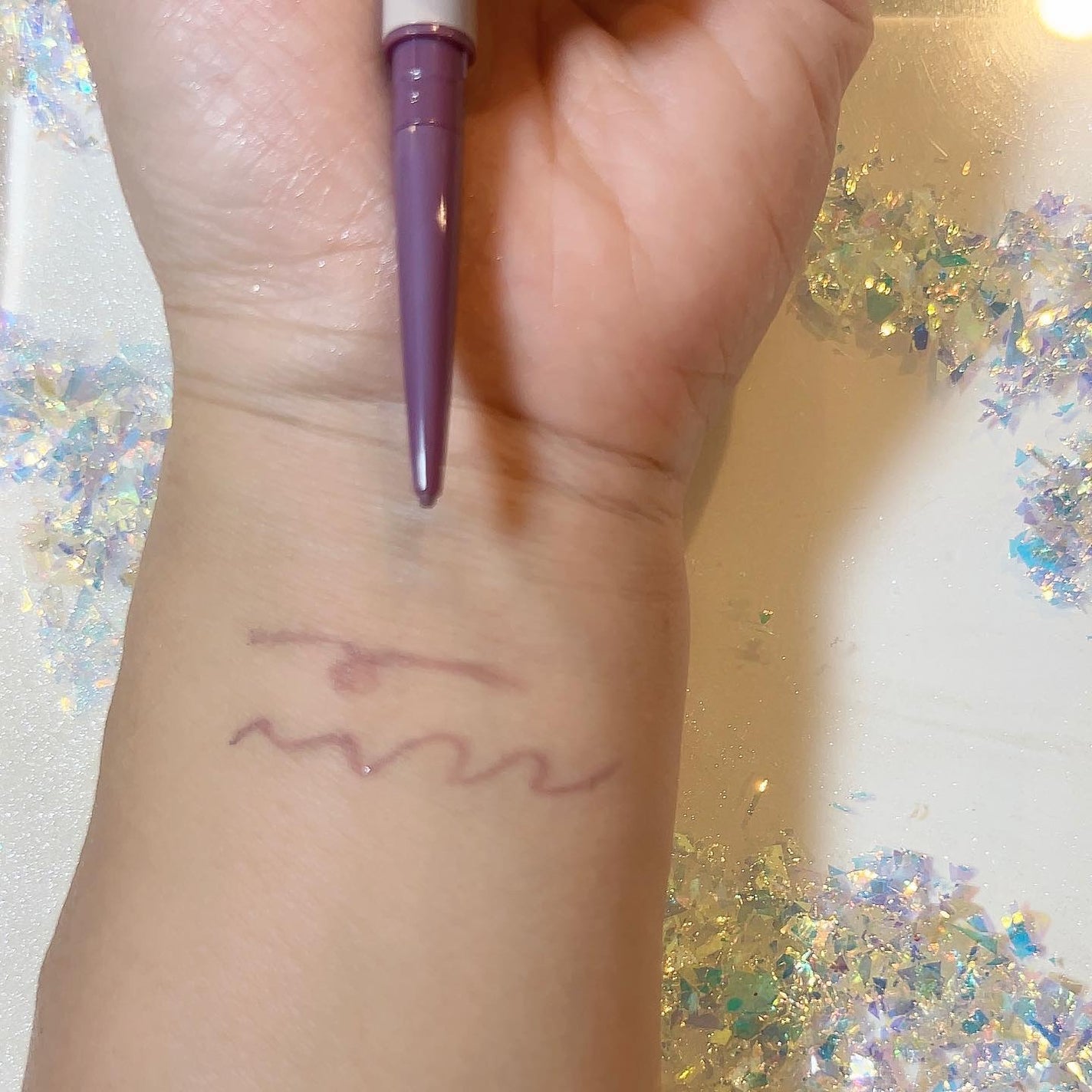 グリームオンフィットシャドウ/excel/スティックアイシャドウを使ったクチコミ(4枚目)