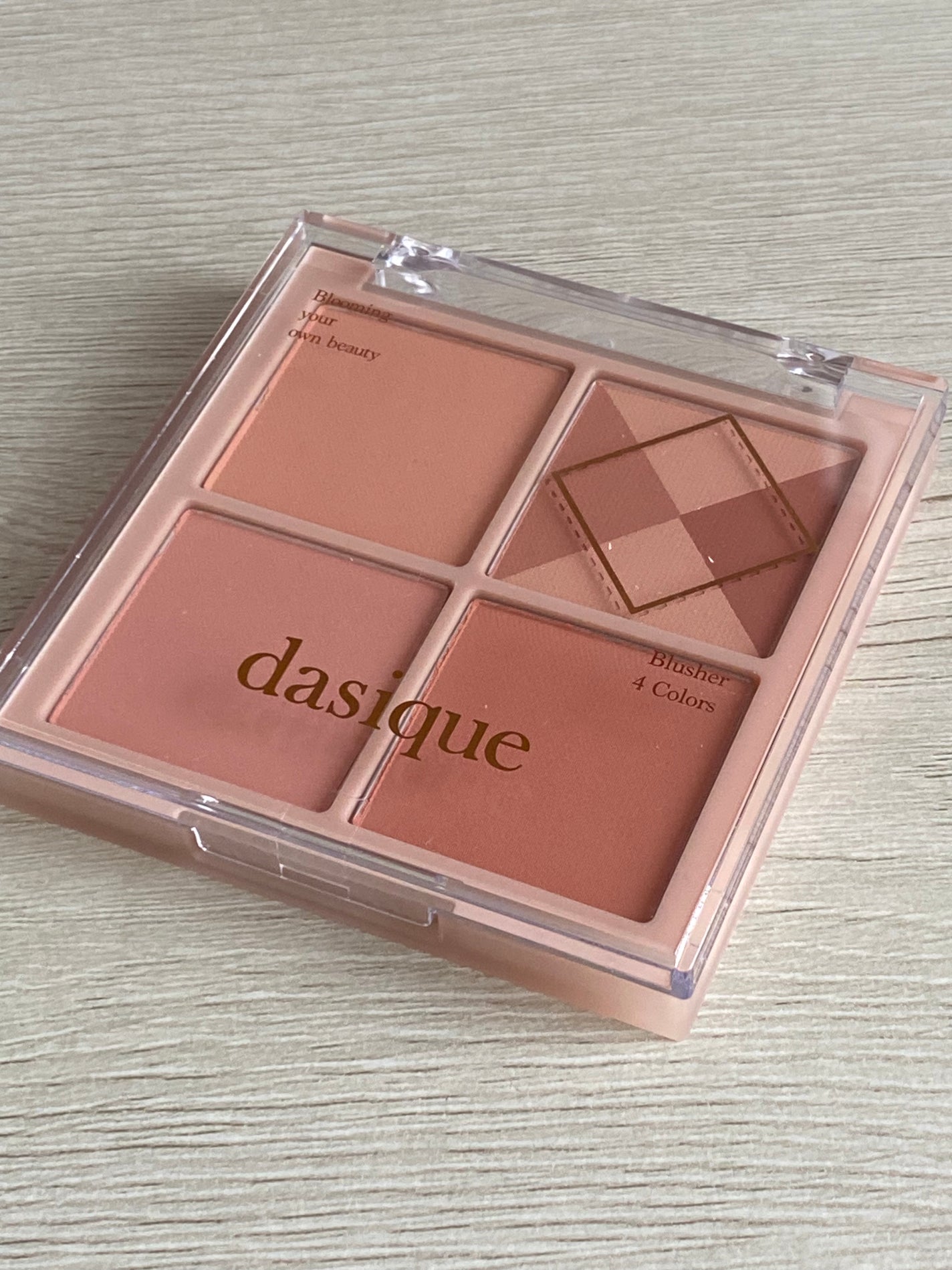 ブレンディングムードチーク/dasique/パウダーチークを使ったクチコミ(2枚目)