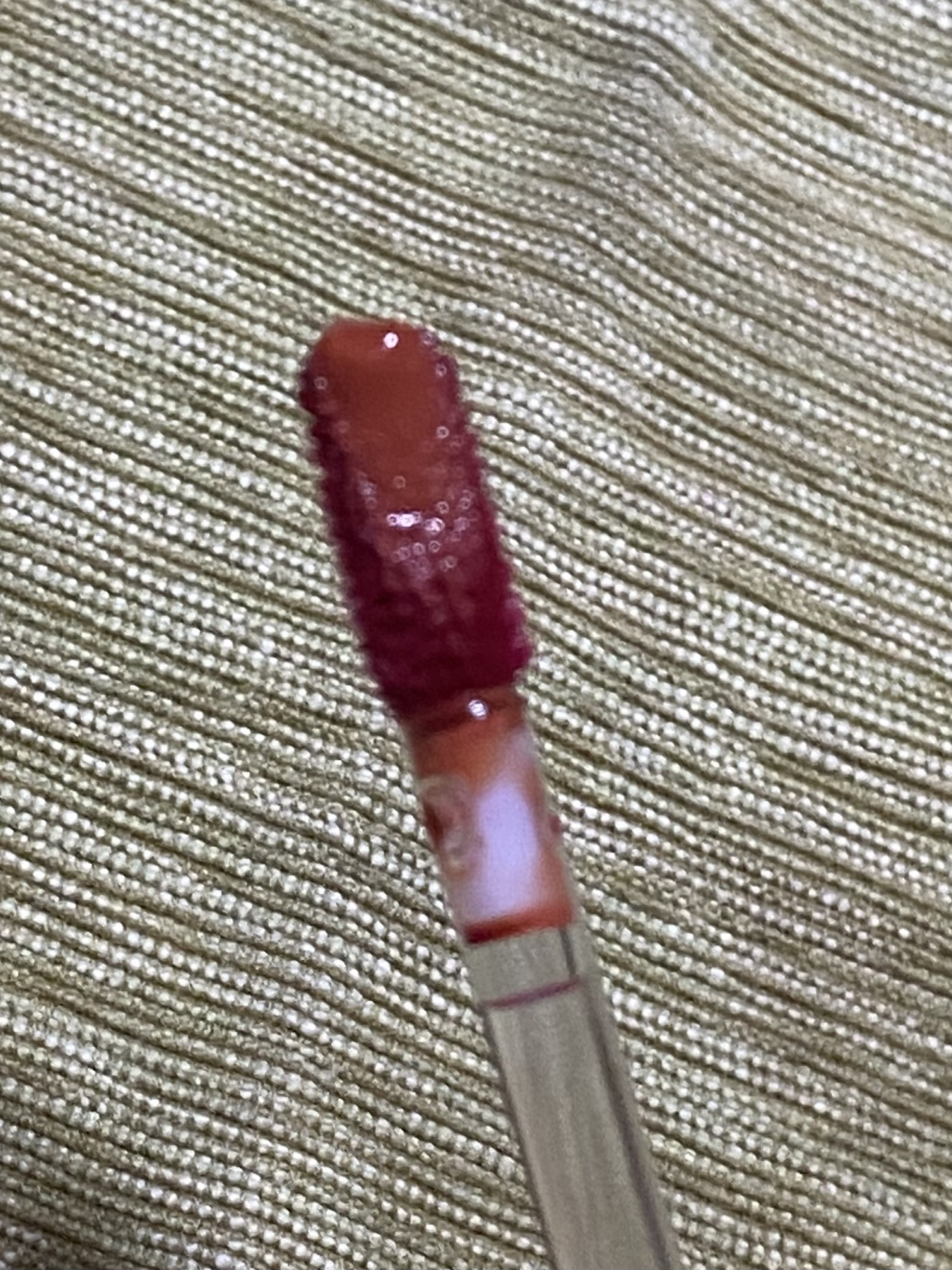 グローイングウォーターティント 04 シナモンプラム/Fab Fig/リップティントを使ったクチコミ（2枚目）