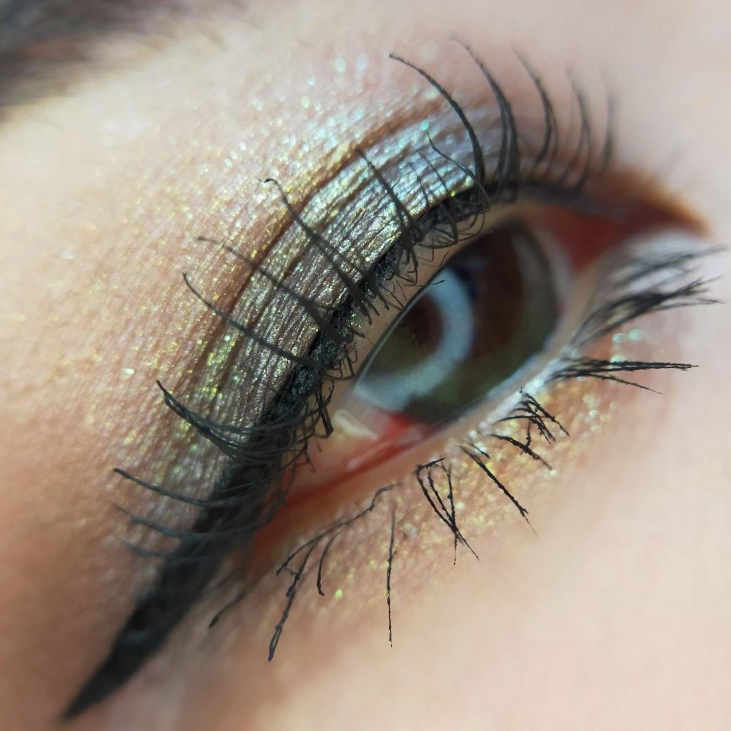 エクストラ ディメンション アイシャドウ ストールン モーメント/M・A・C/単色アイシャドウを使ったクチコミ（3枚目）