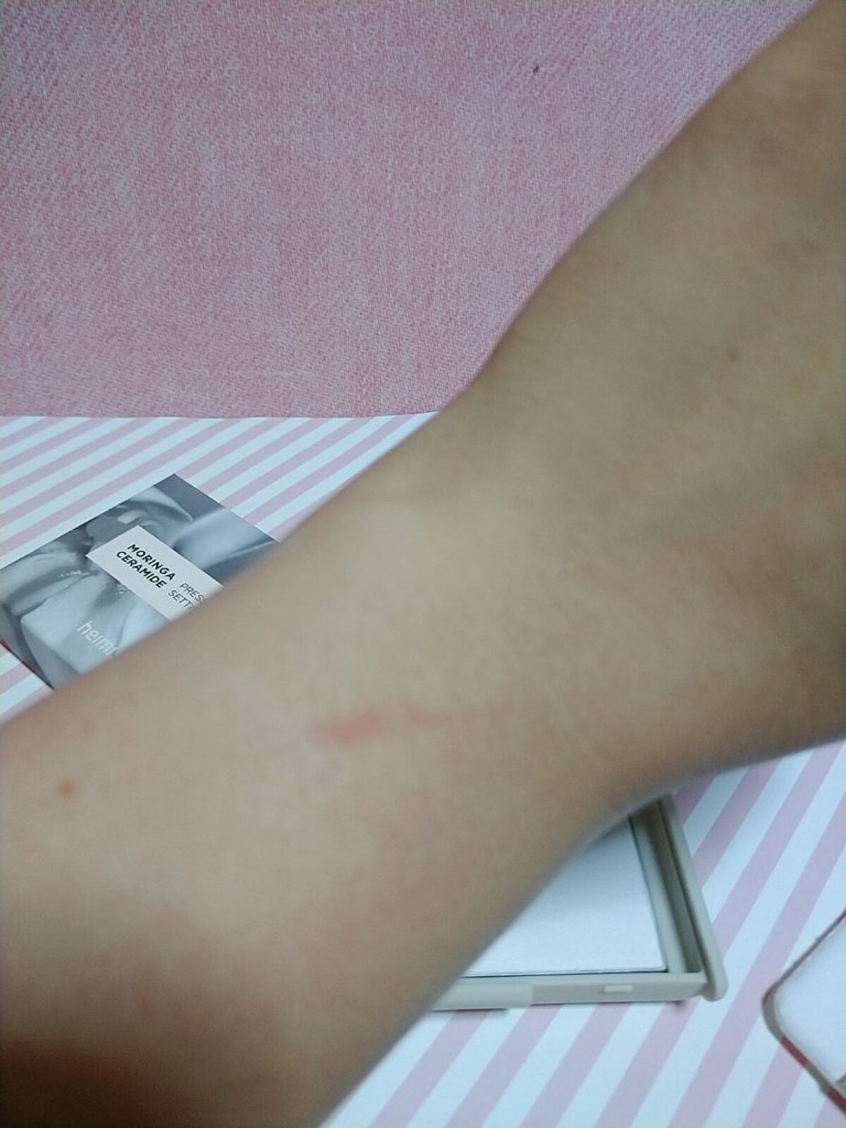 モリンガセラミドセッティングパウダーパクト/heimish/プレストパウダーを使ったクチコミ（2枚目）