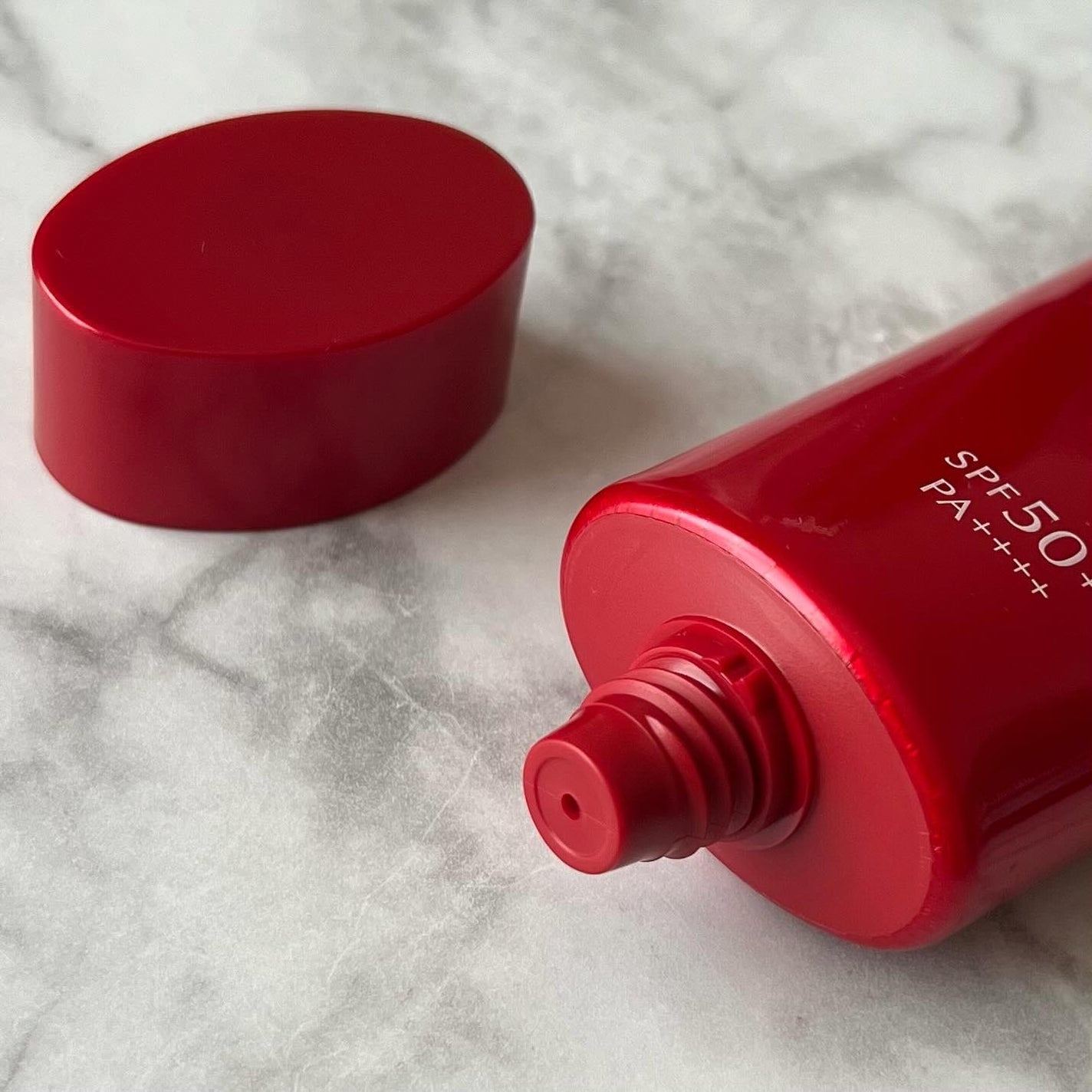 ブライトニングスキントリートUV/ALBLANC/日焼け止めローションを使ったクチコミ(2枚目)