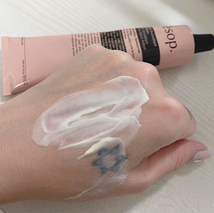 アンドラム アロマティック ハンドバーム/Aesop/ハンドクリームを使ったクチコミ(3枚目)