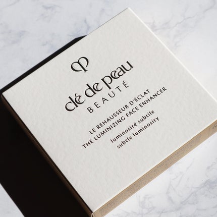 ル・レオスールデクラ /クレ・ド・ポー ボーテ/パウダーハイライトを使ったクチコミ(8枚目)