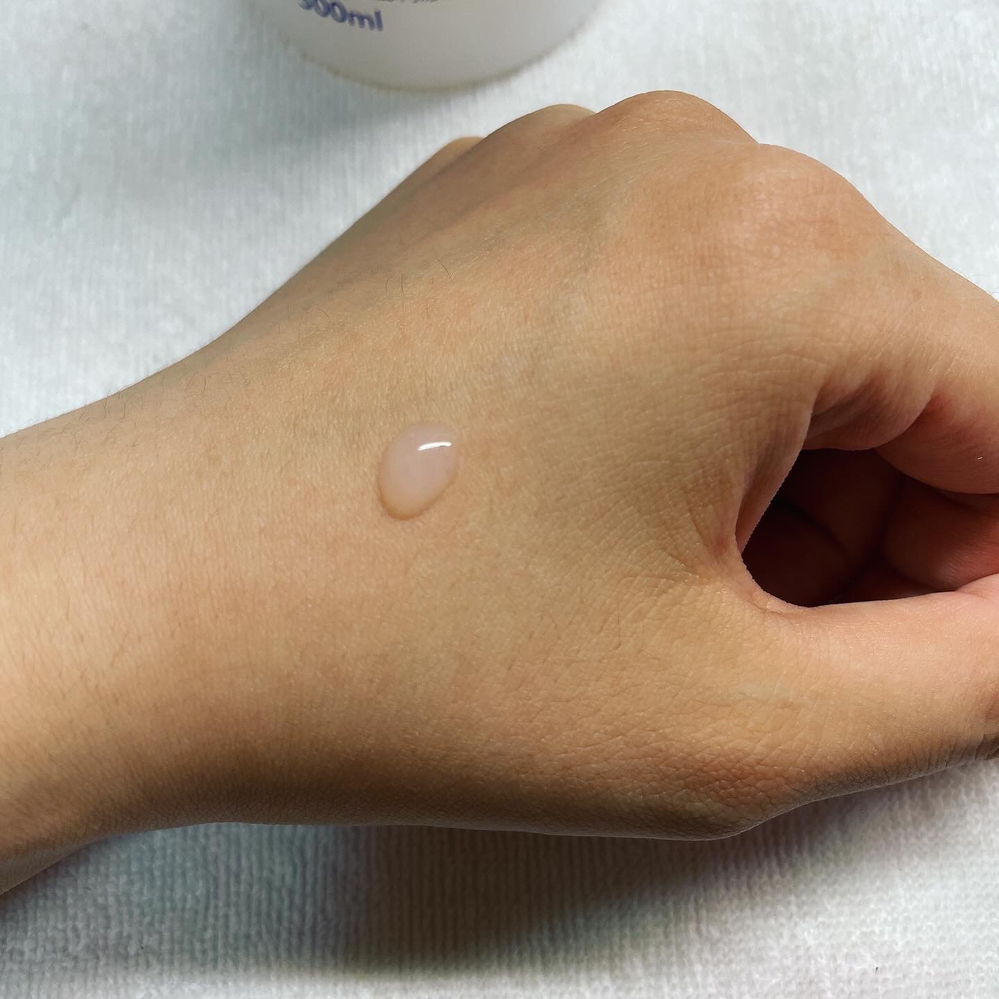 ハトムギ化粧水(ナチュリエ スキンコンディショナー R )/ナチュリエ/化粧水を使ったクチコミ（2枚目）