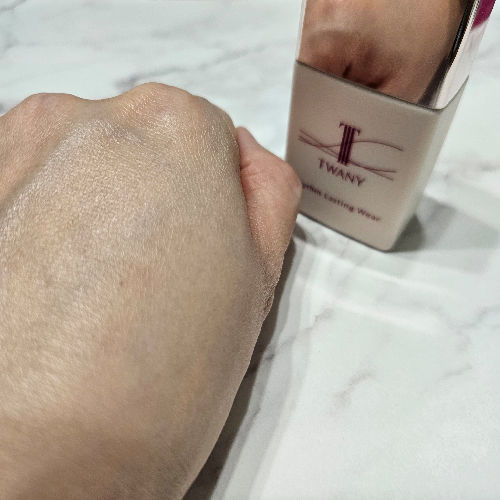 リズムラスティングウェア/TWANY/化粧下地を使ったクチコミ（3枚目）