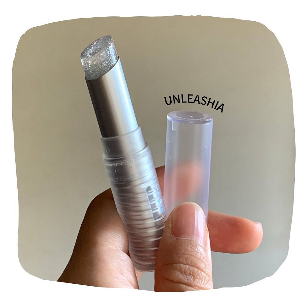 こっすん on LIPS 「.『グリッターリーウェーブリップバーム』➥@unleashi..」(1枚目)