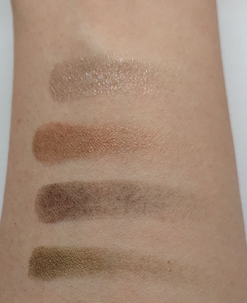 ニュアンスシェイドアイズ/LUNASOL/アイシャドウパレットを使ったクチコミ(2枚目)